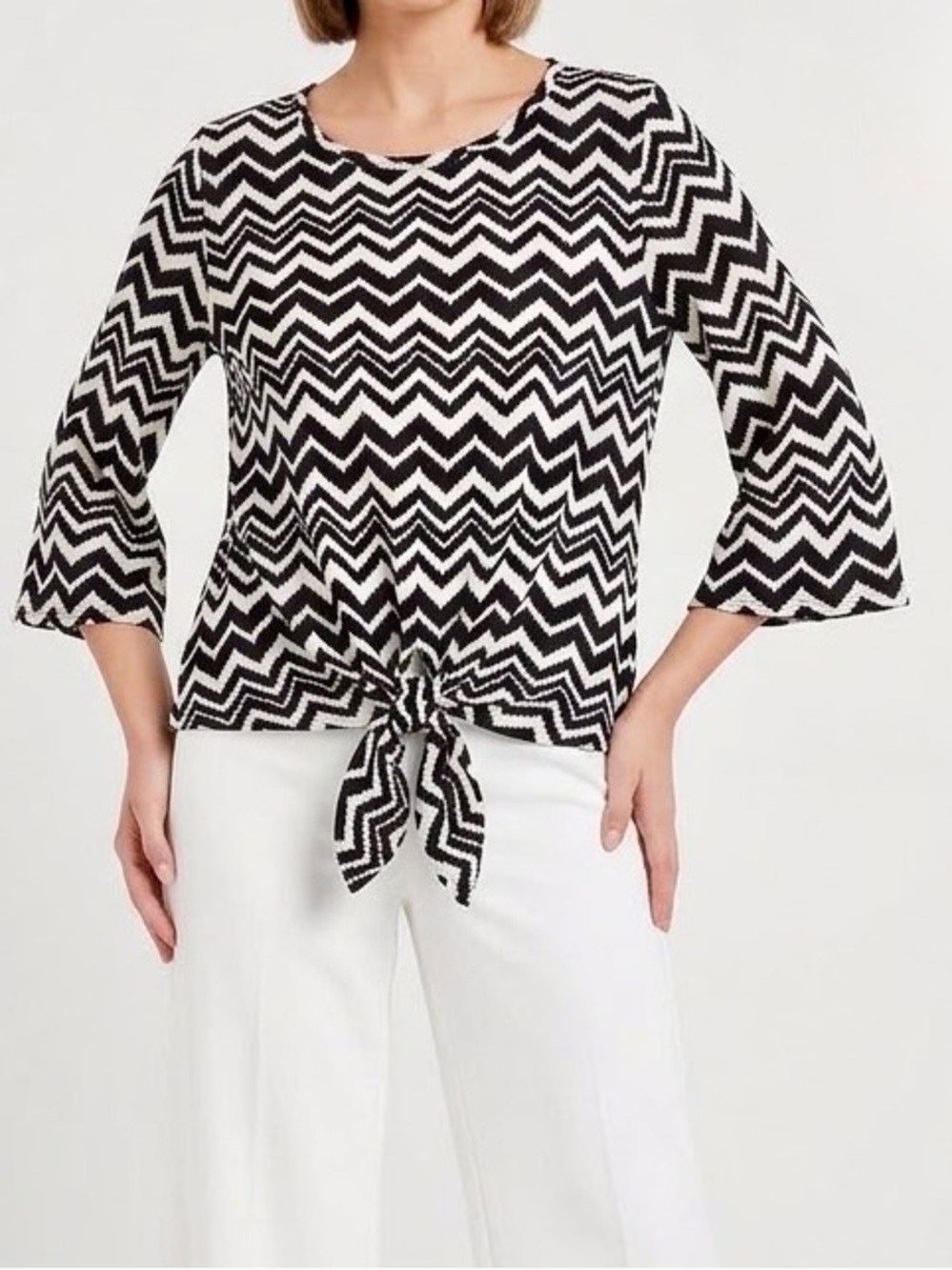 INVESTMENTS Black & White Chevron Tie-Front Blouse Top โ #LHP